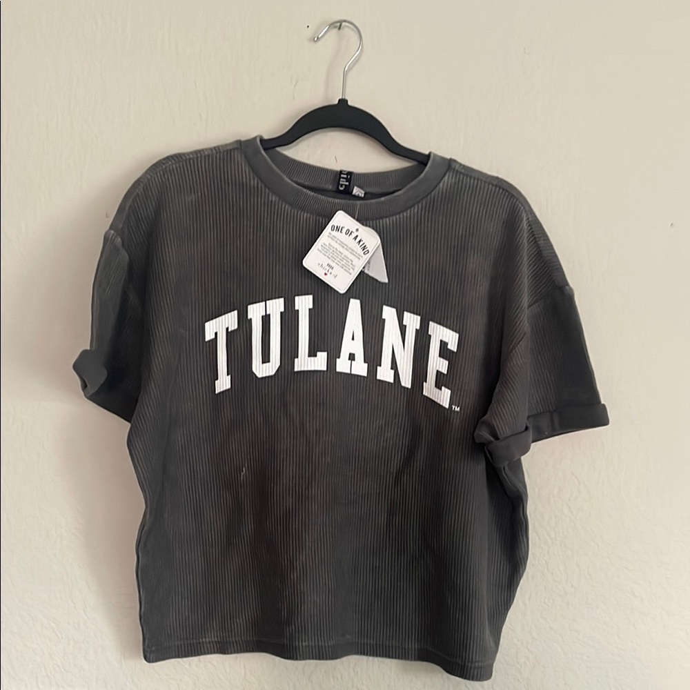 NWT Gray "Tulane" Graphic Crop Top - Size S